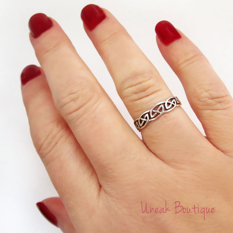 Slim Ladies Silver Celtic Ring