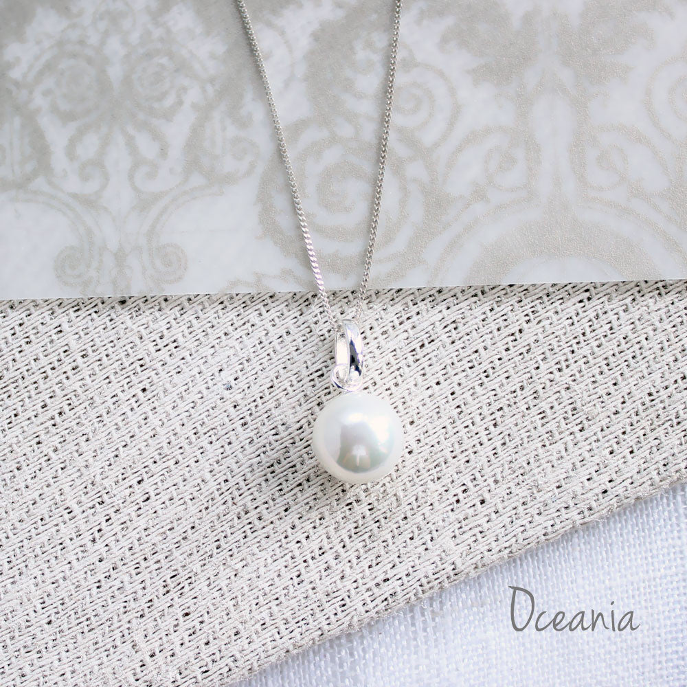 Oceania White Shell Pearl Pendant
