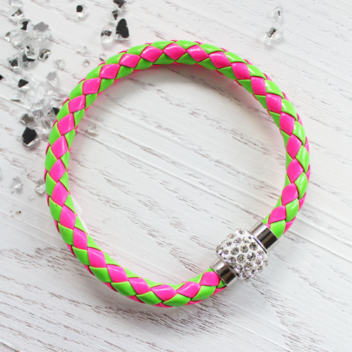 Rosy Apple Harlequin Bracelet