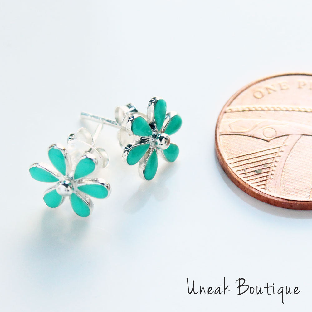 Tiny Flower Stud Earrings With Turquoise & CZ – 925 Sterling Silver Screw Back (5mm Size)