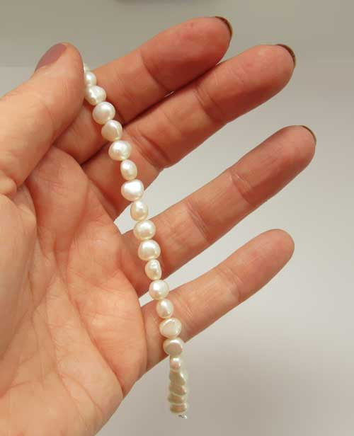 White Freshwater Pearl Bracelet